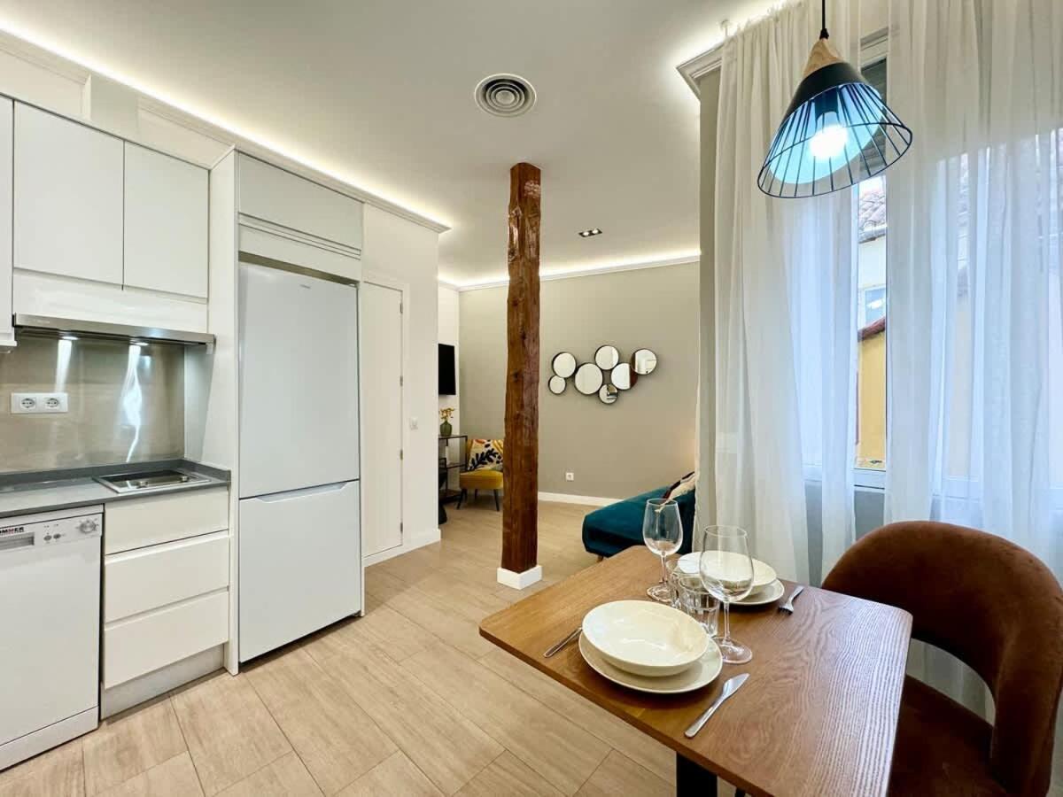 Plaza Mayor Cozy Private Apartment With Ac Мадрид Екстериор снимка