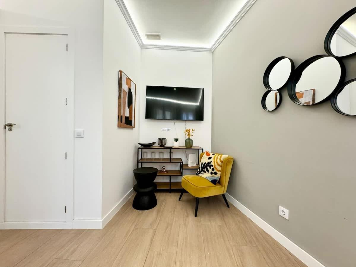 Plaza Mayor Cozy Private Apartment With Ac Мадрид Екстериор снимка